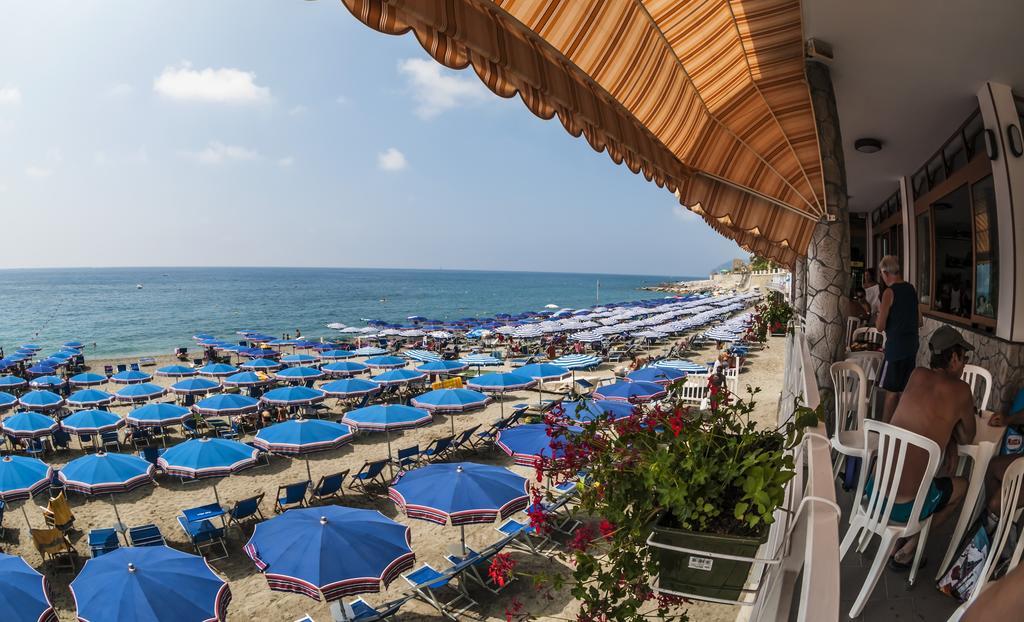 Residence Hotel Kriss Deiva Marina Exterior photo