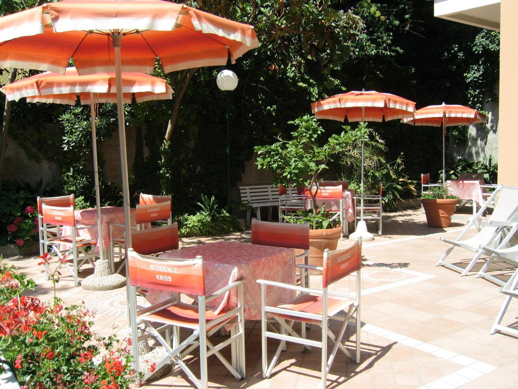 Residence Hotel Kriss Deiva Marina Exterior photo