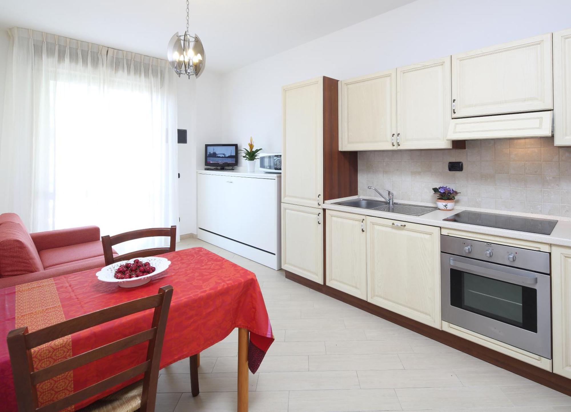 Residence Hotel Kriss Deiva Marina Exterior photo
