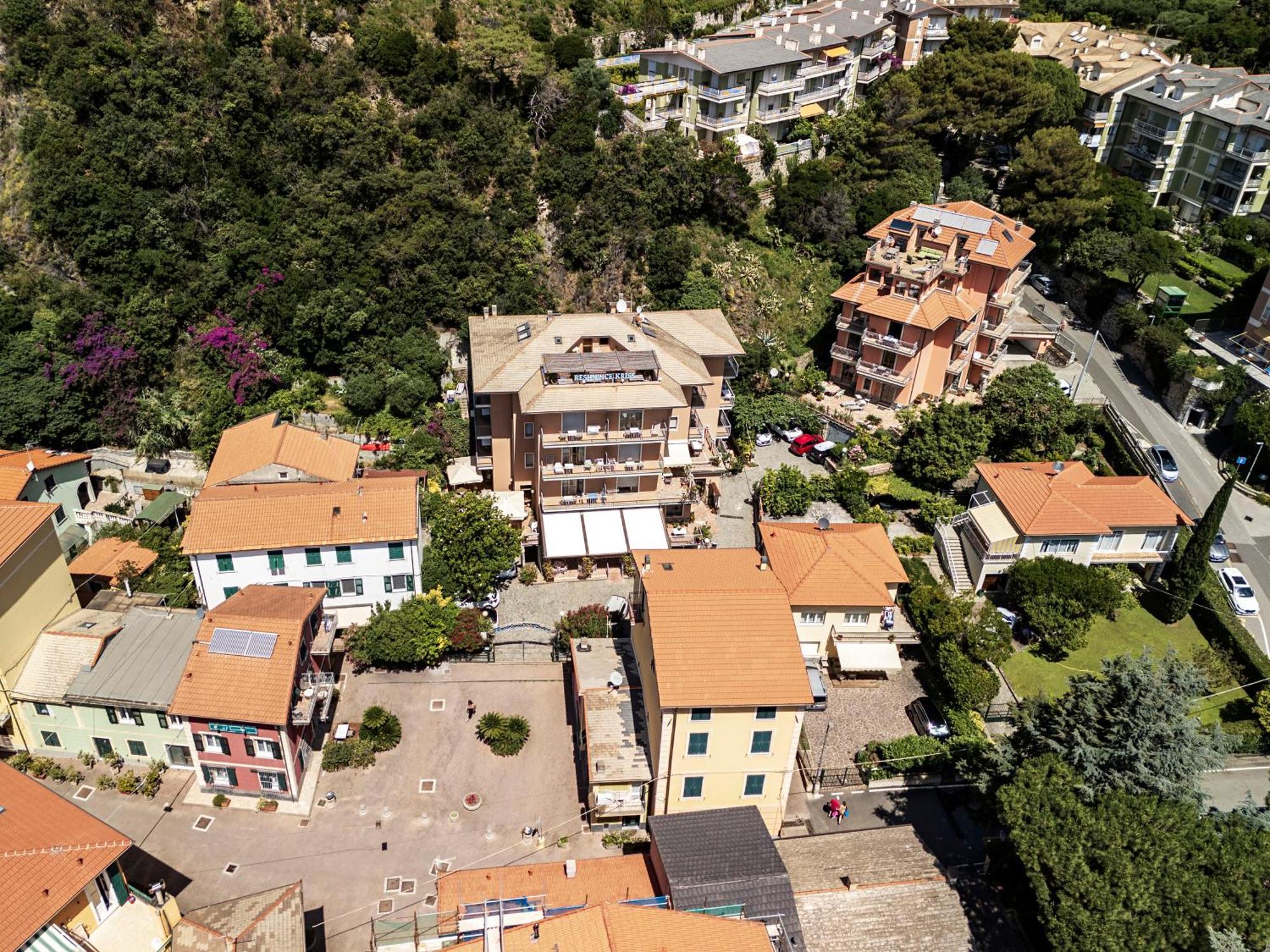Residence Hotel Kriss Deiva Marina Exterior photo